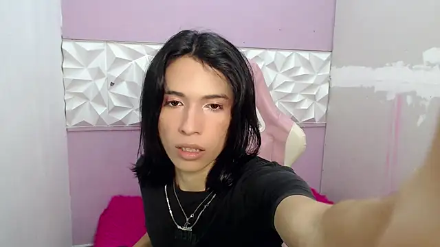 Larry craft online show from March 29, 1:02 pm