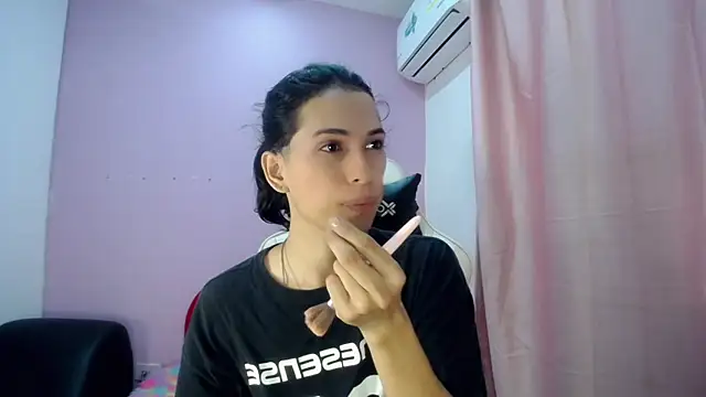 Larry craft online show from March 31, 8:44 pm