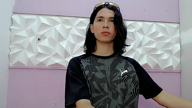 Larry craft online show from March 16, 3:59 pm