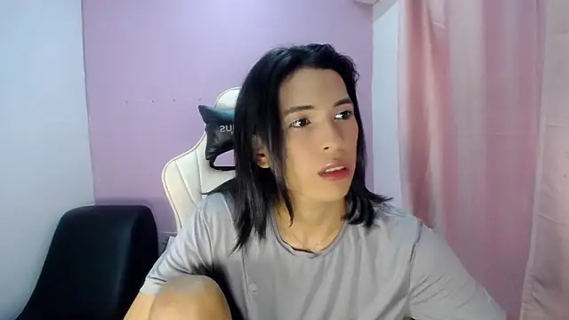 Larry craft online show from March 10, 8:13 pm