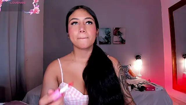 KimTaylorW online show from July 17, 3:04 am