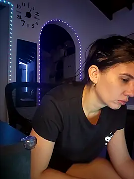 sashaaqueen online show from March 2, 12:55 am