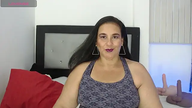 Sharlot curvy online show from April 7, 8:54 pm