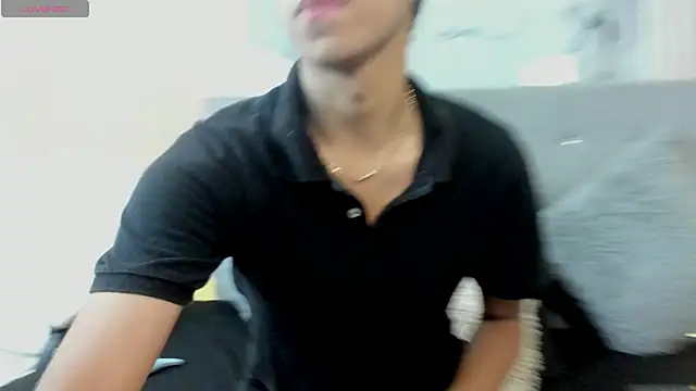 Eros Lux online show from April 15, 2:54 pm