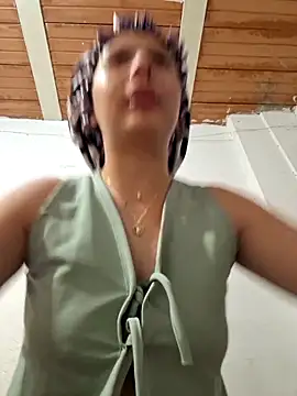 Snapshot of violeta_blaze1 chatting on February 25, 10:26 am violeta blaze1 online show from February 25, 10:26 am