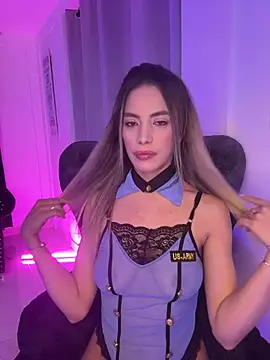 miley saens online show from February 26, 7:30 am