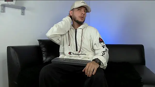 luxesmith online show from March 3, 12:06 am