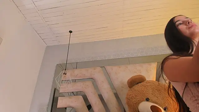 AuroraFlowers online show from March 20, 7:26 pm