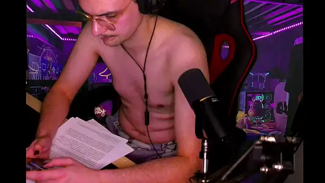 gamergoodboy online show from March 2, 10:38 pm