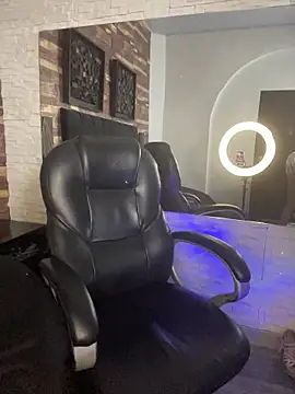 kendra leroy online show from March 30, 10:33 pm