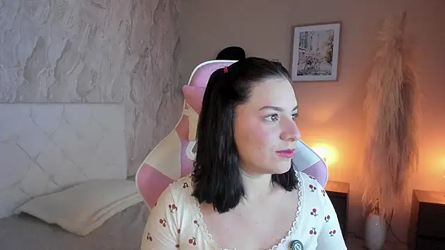 Dollhell online show from February 25, 11:10 am