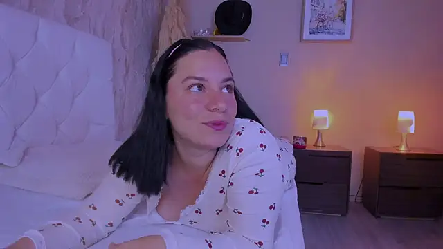 Dollhell online show from April 4, 11:28 am