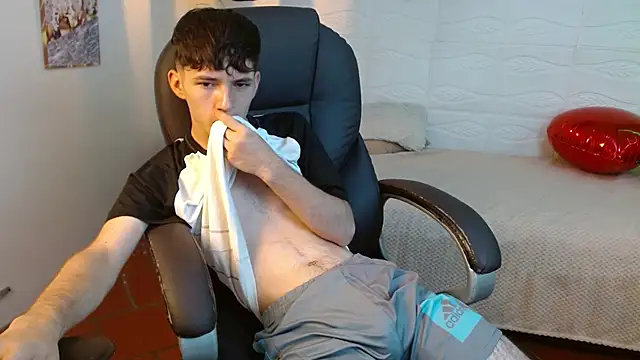 trevor mob online show from March 5, 7:43 pm