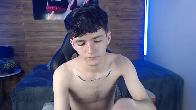 trevor mob online show from April 16, 9:39 pm