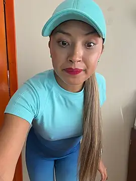 Snapshot of RubiaMorena chatting on February 24, 7:37 pm RubiaMorena online show from February 24, 7:37 pm