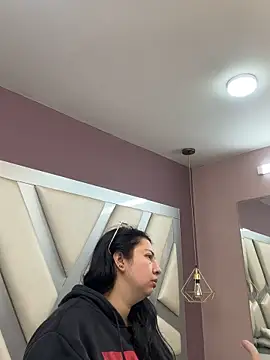 Ashleeyprincess01 online show from April 16, 11:44 am