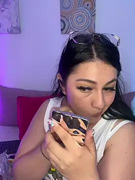 Ashleeyprincess01 online show from March 13, 11:32 pm