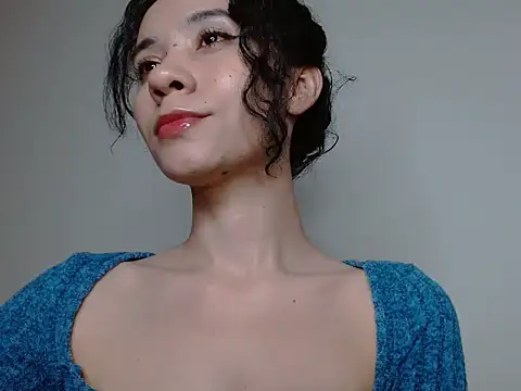 helena hadler online show from March 7, 5:03 am