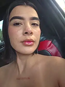 Sweetnahoxxx online show from February 26, 9:37 pm