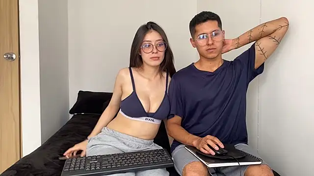 ScorpionDark11 online show from April 23, 8:10 pm