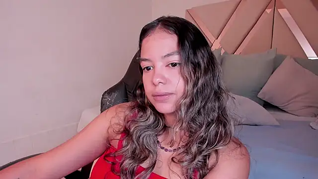 dulce lyraa1 online show from March 28, 12:33 am