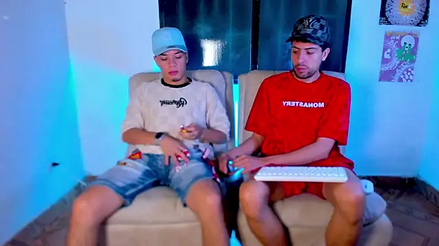 alex and christhoper online show from March 25, 4:45 am