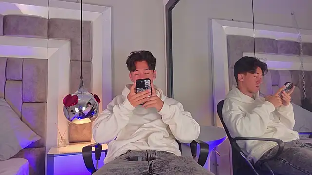 Austin Reedss online show from March 28, 12:50 pm