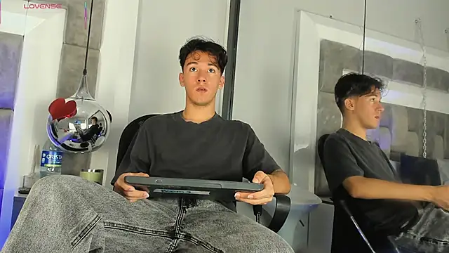 Austin Reedss online show from March 22, 3:57 pm