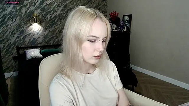 Snapshot of saykoblade chatting on June 21, 5:02 am saykoblade online show from June 21, 5:02 am