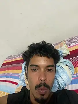 jamesgun1 online show from July 26, 2:51 am