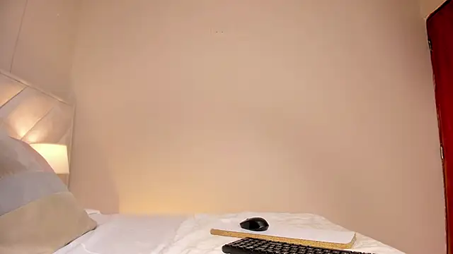 sheila x online show from April 4, 4:57 pm