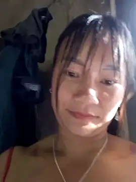 mami-rubi online show from May 6, 9:35 am