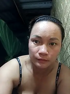 mami-rubi online show from March 31, 1:24 pm