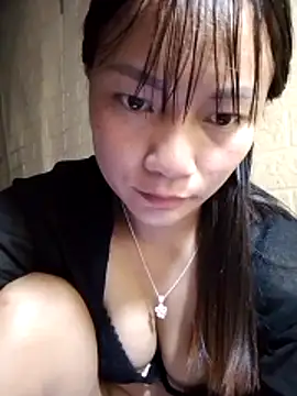 mami-rubi online show from May 6, 9:41 pm