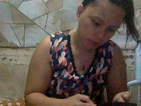 Snapshot of thealovesyou chatting on May 20, 11:29 am thealovesyou online show from May 20, 11:29 am
