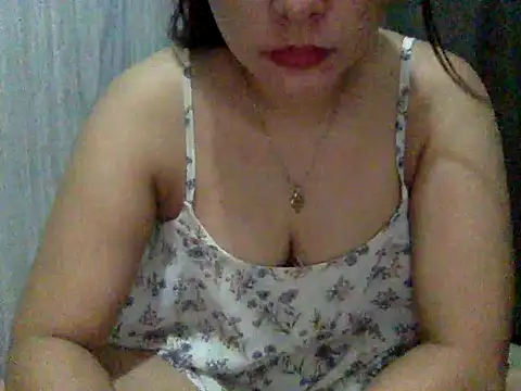 Snapshot of thealovesyou chatting on June 22, 12:13 pm thealovesyou online show from June 22, 12:13 pm
