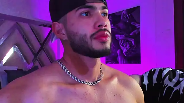 Vincentblack online show from April 3, 4:52 am