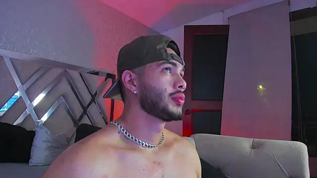 Vincentblack online show from May 28, 5:26 am