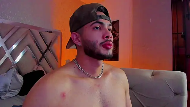 Vincentblack online show from May 28, 6:58 pm