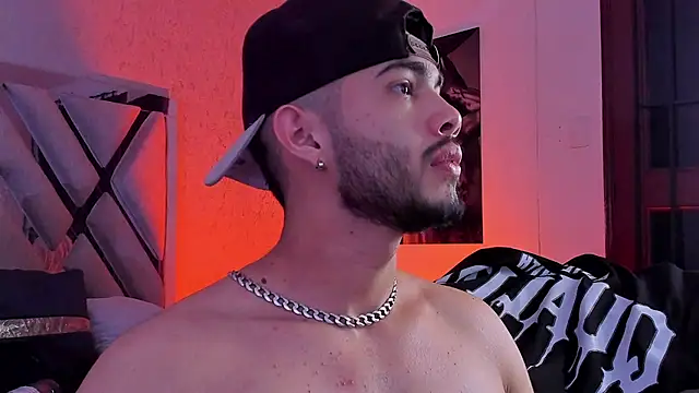 Vincentblack online show from April 16, 4:46 am