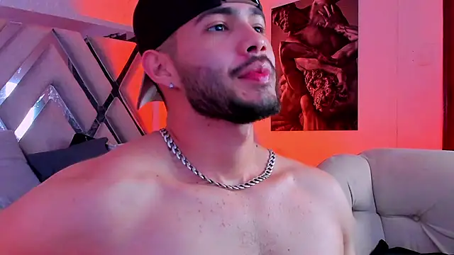 Vincentblack online show from April 11, 4:31 am