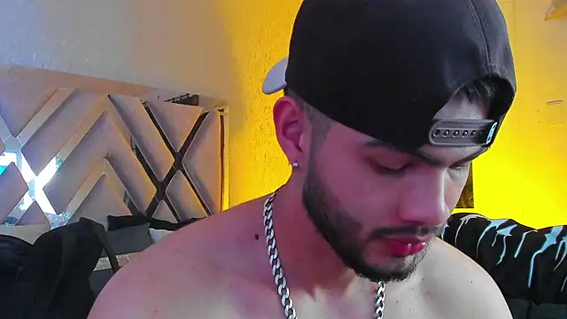 Vincentblack online show from March 1, 4:56 am