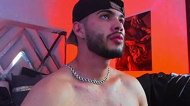 Vincentblack online show from April 4, 5:58 am