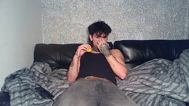 SNAKEARM online show from February 27, 10:48 am