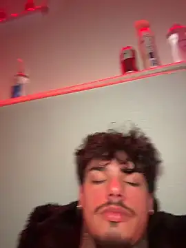 SNAKEARM online show from February 24, 6:53 pm