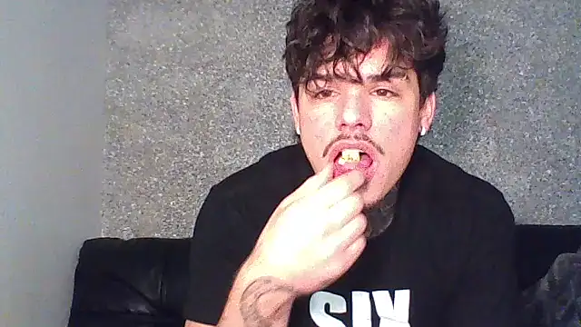 SNAKEARM online show from February 26, 10:43 pm