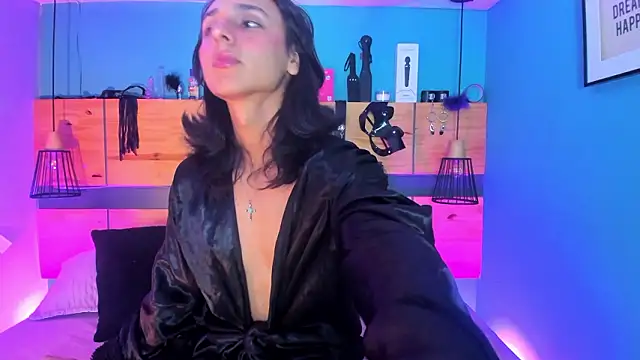 Elisasue online show from March 6, 3:56 am