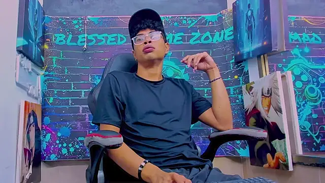 Snapshot of alex_blasze chatting on February 26, 3:50 am alex blasze online show from February 26, 3:50 am