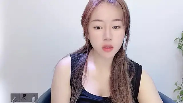 Snapshot of Baixi-01 chatting on April 19, 4:35 am Baixi-01 online show from April 19, 4:35 am