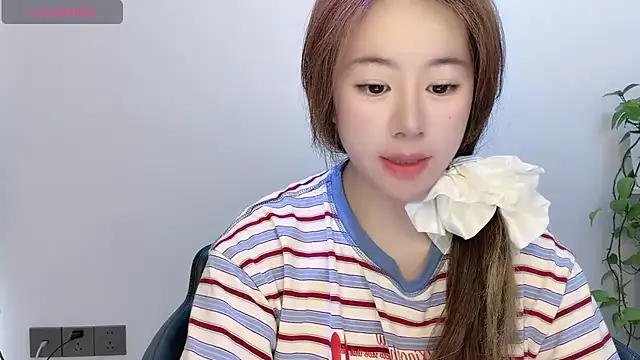 Snapshot of Baixi-01 chatting on June 16, 4:45 am Baixi-01 online show from June 16, 4:45 am